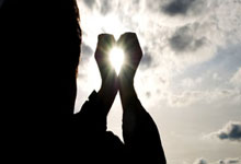 步行者队客场力克篮网队，获得关键胜利：竞技之夜的精彩瞬间